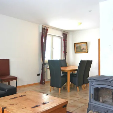 Charming In Immerath Eifel Near Area ווינטרברג